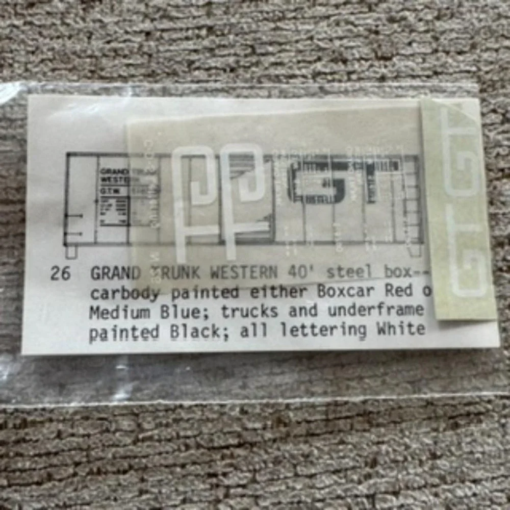 HO SCALE DECAL - GRAND TRUNK WESTERN/GTW 40' steel box car decals (white)